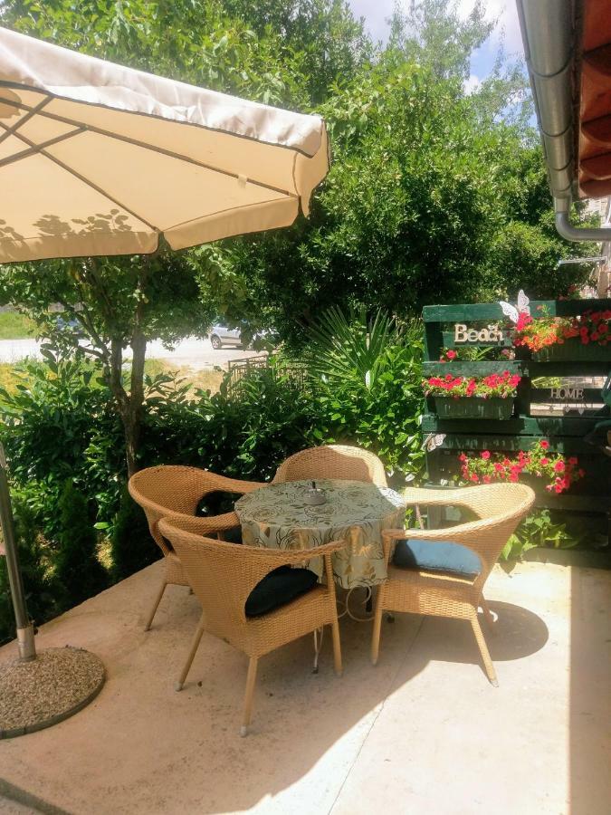 Lovely Apartment With Garden And Terrace Fiume Esterno foto